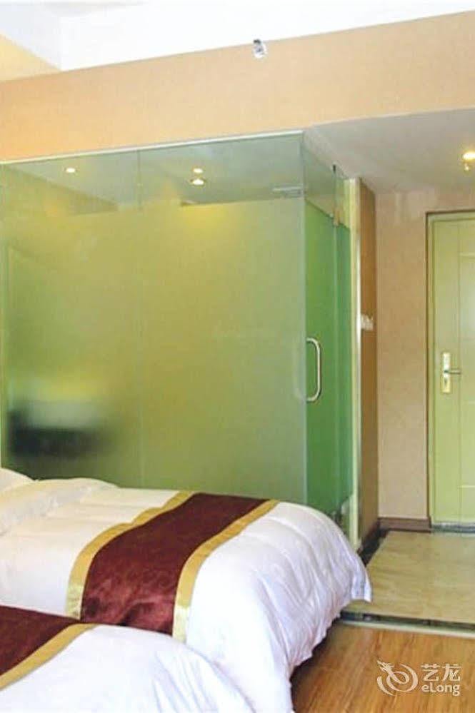 צ'נגדו Helun Hotel מראה חיצוני תמונה