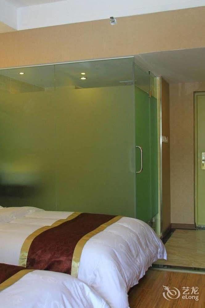 צ'נגדו Helun Hotel מראה חיצוני תמונה