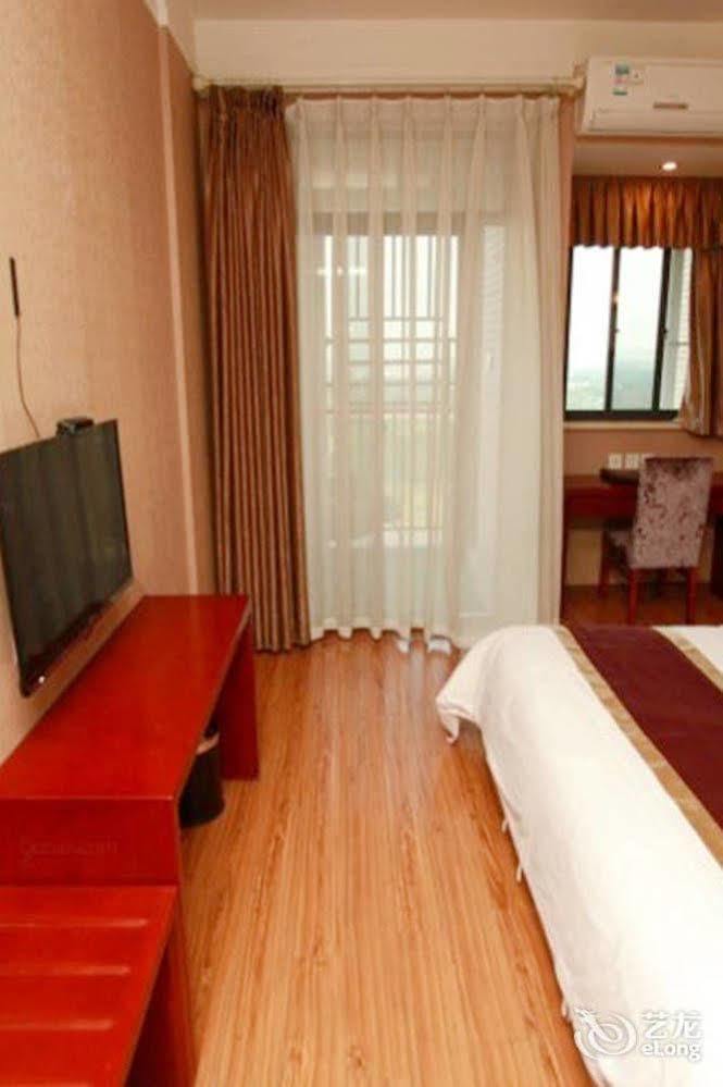 צ'נגדו Helun Hotel מראה חיצוני תמונה