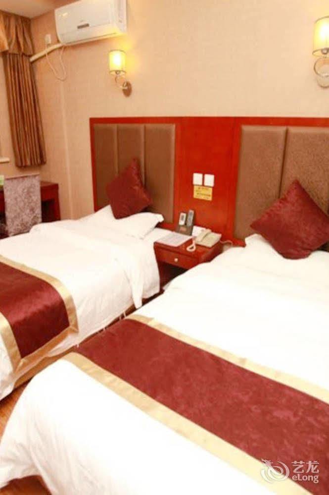 צ'נגדו Helun Hotel מראה חיצוני תמונה